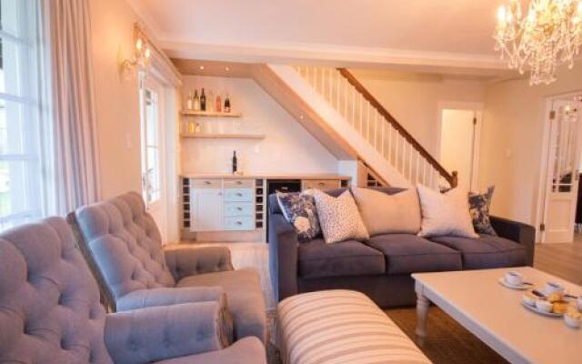 Exquisite Cottage Twenty