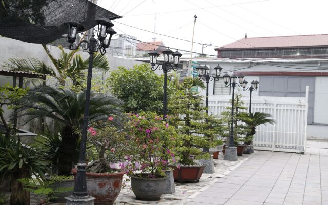 Nam Phong Hotel