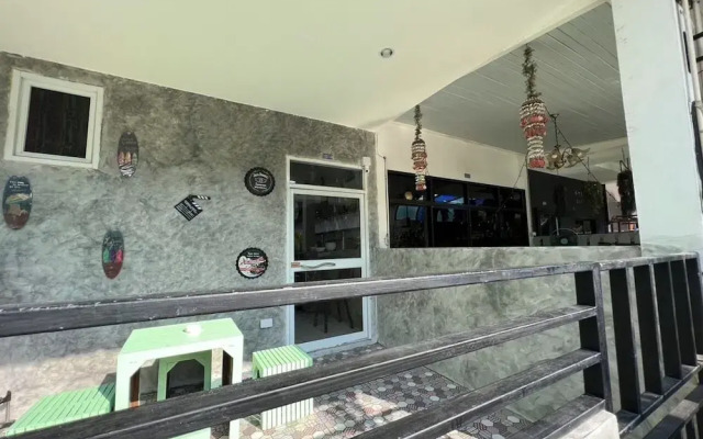 Baan Bua Talay