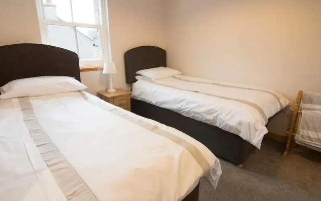 Morris Gardens Apartments