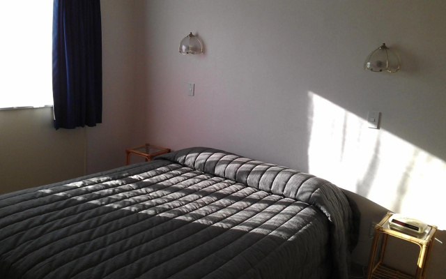 Riverview Motel – Guest Rooms – Wanganui