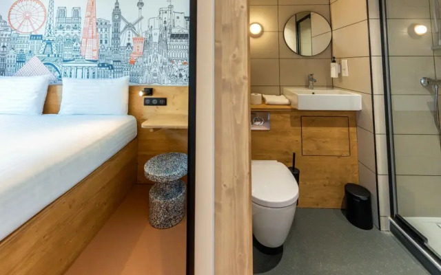 easyHotel Valencia Ciutat Vella