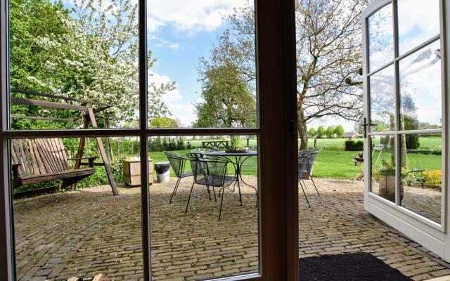 Spacious holiday farm in Bronckhorst with private garden
