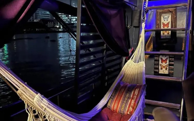 Sabai Sabai Liveaboard Bangkok