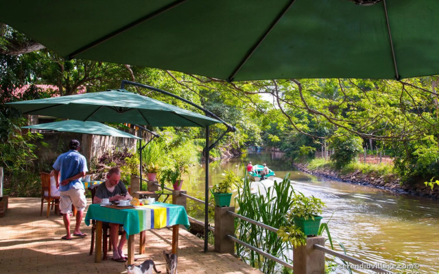 Guesthouse Serendib Village