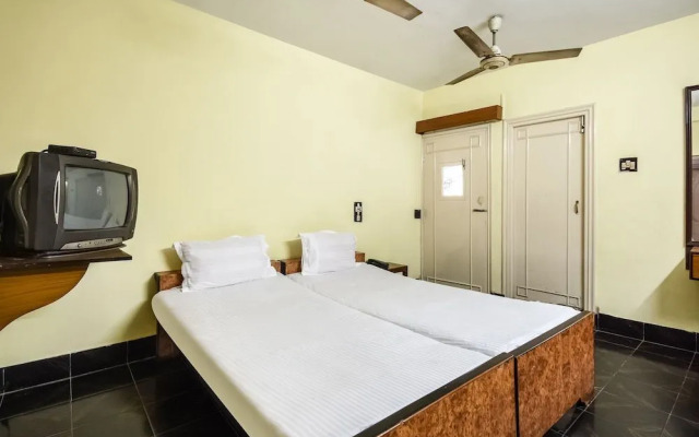 The Hotel Park by OYO Rooms