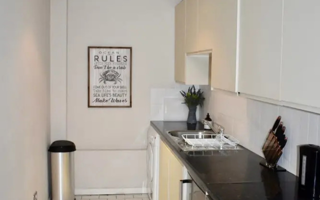 The Orient - Super Cool and Central - Sleeps 2