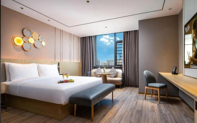 Orange Hotel