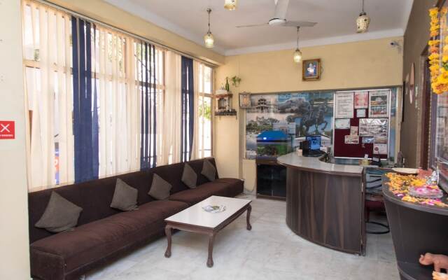 OYO 14118 Hotel Kalika Palace