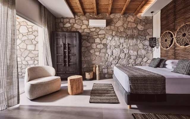 Serenity Suite Milos