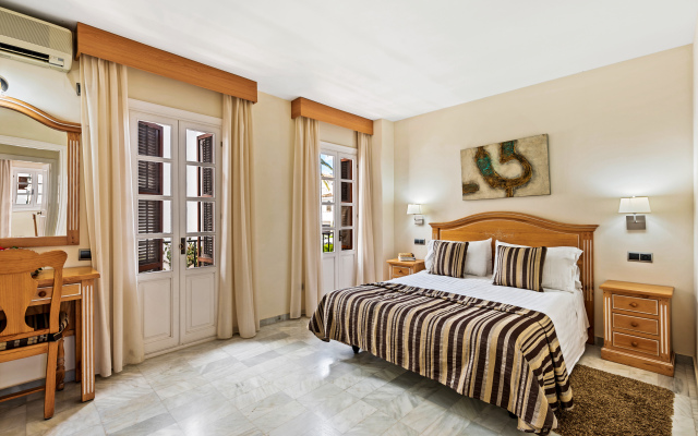 Macdonald Villacana Club Resort
