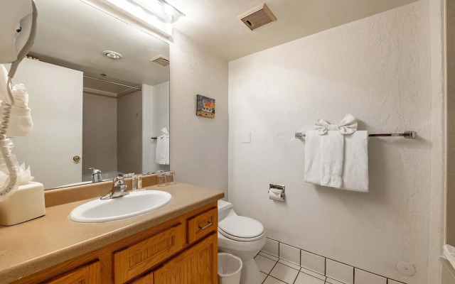 Silver King by All Seasons Resort Lodging