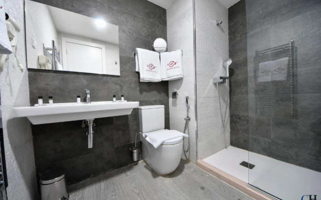 Hotel Chaker
