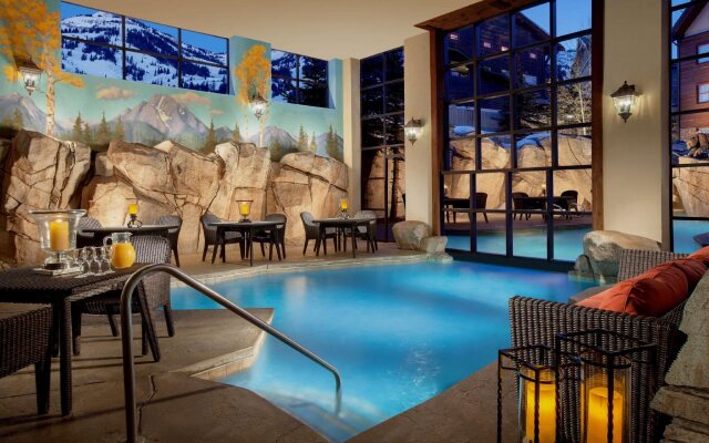 Snake River Lodge - Amenities at Sister Property