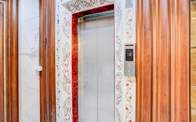 Modern Comfort Stays at Swarop Nagar Kanpur