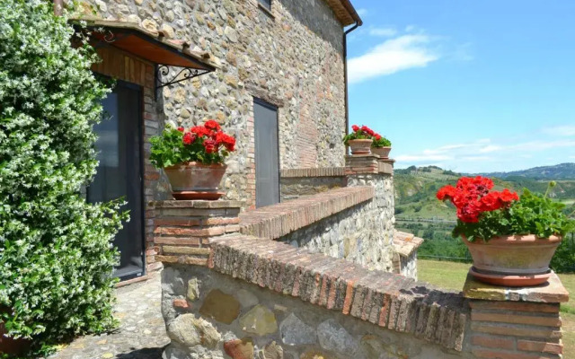 Casale Montemoro With Pool