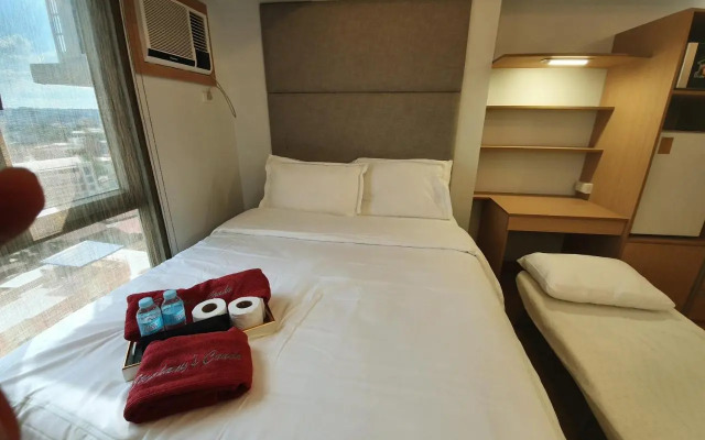 Steff's Condo 816 at Centrio Tower