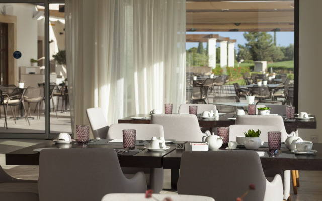 Aphrodite Hills Rentals – Apartments