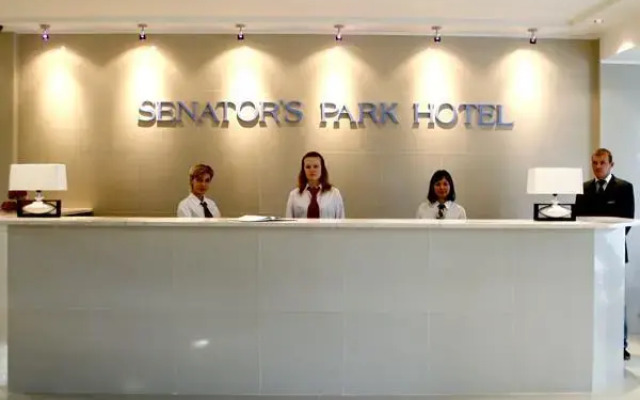 Отель Senator's Park