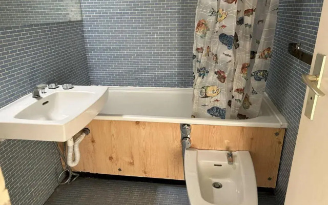 Appartement Port Camargue, 1 Pièce, 4 Personnes - Fr-1-250-41