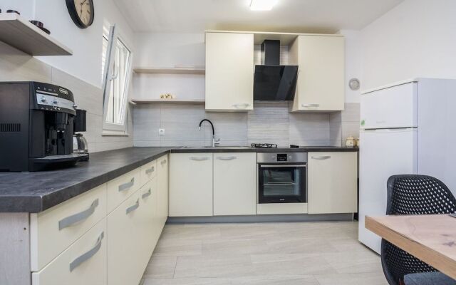 Apartments Loncar
