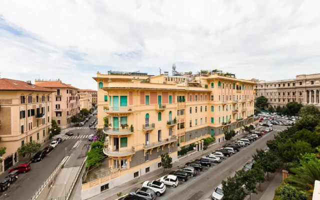 Beautiful apartment near the Borghese Gallery