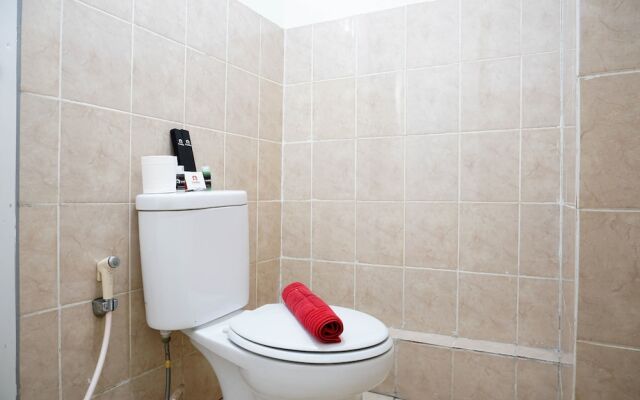 Blue Studio Apartment at Green Bay Pluit