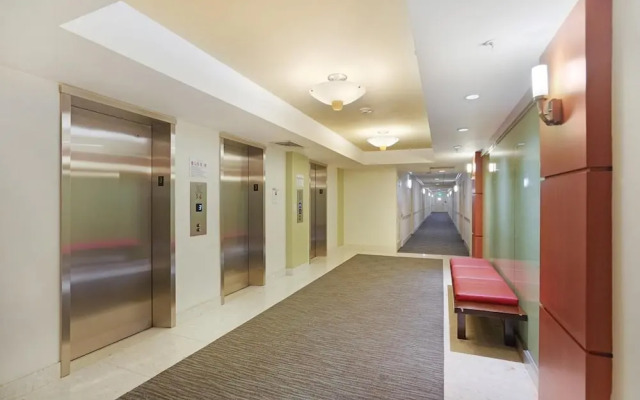 GLOBALSTAY Tides Hollywood Beach Retreat