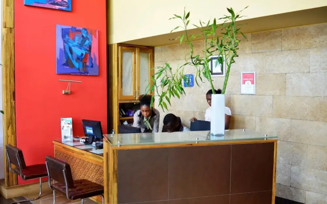 Roots Apartment Hotel