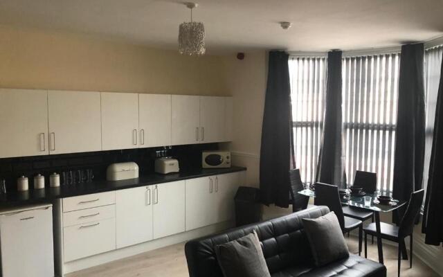Sandy Pad's Apartments