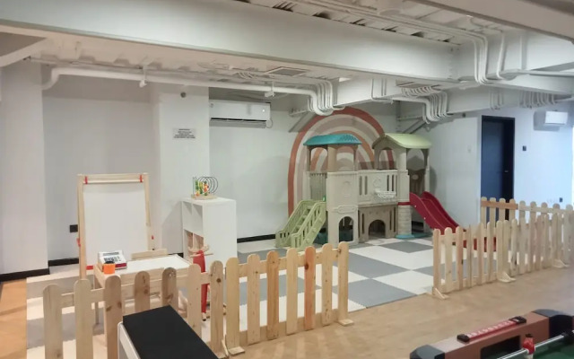 Spacious And Elegant 3Br Loft At Kingland Avenue Apartment