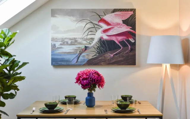 Stylish Family Home Close To Ealing Common