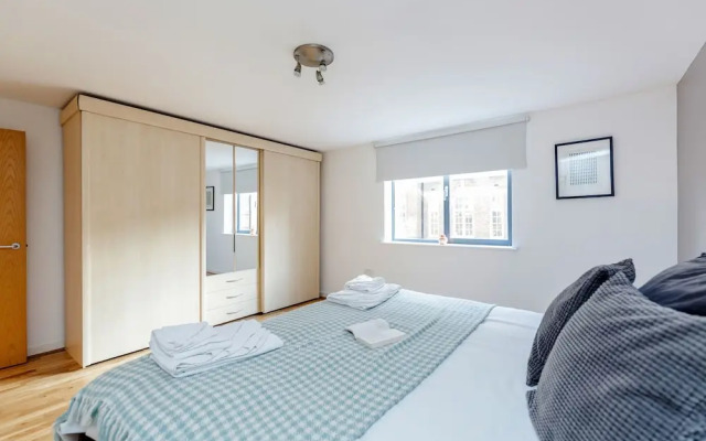 The Bateman's Shoreditch 2 Bed Flat by BaseToGo