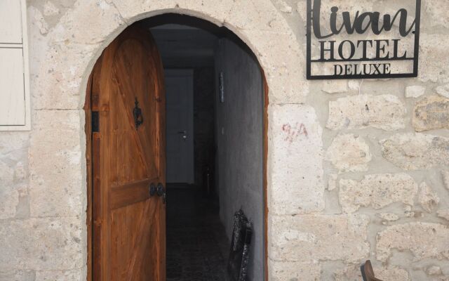 Livan Hotel Deluxe