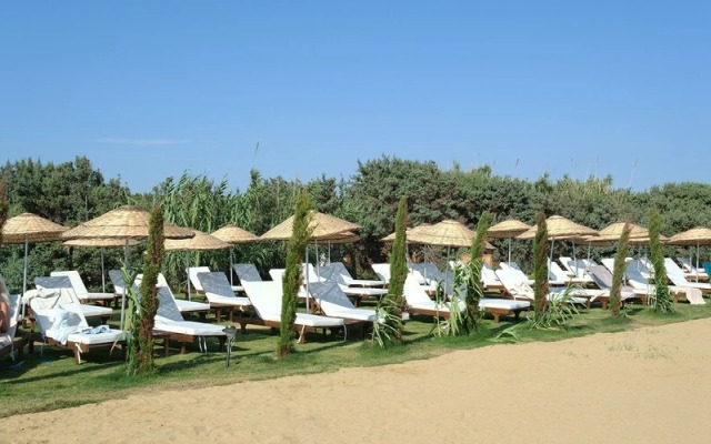 Zay'a Otel & Beach