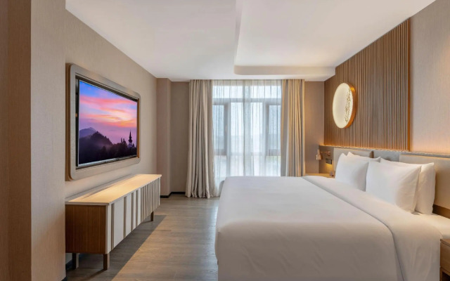 Crystal Orange Shanghai Safari Park