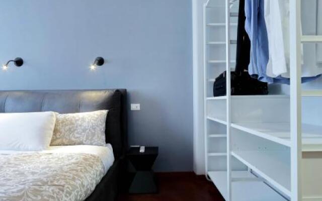 Sapphire Apartment