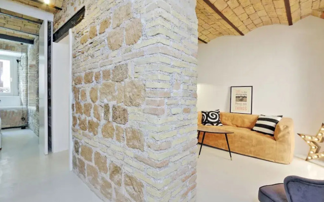 Design Flat for 4 near Colosseum