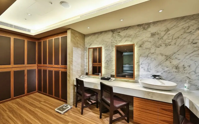 Queena Plaza Hotel Taitung