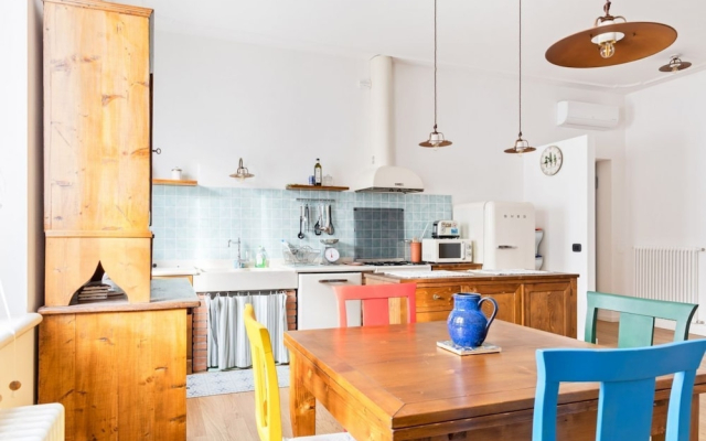 Veronetta Riverside Apartment