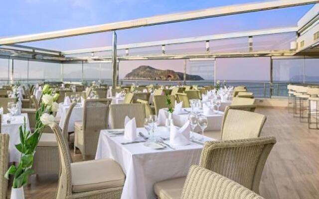 Aparthotel 4 Stars Agia Marina