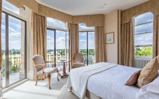 The Petersham