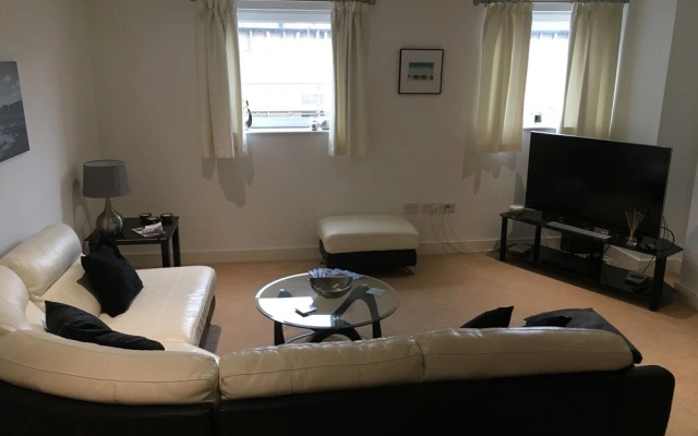 Toothbrush Apartments - Ipswich Waterfront - Regatta Quay