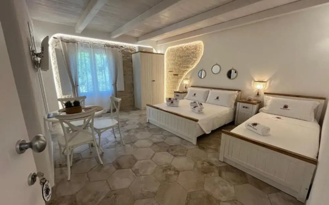 Godano Rooms