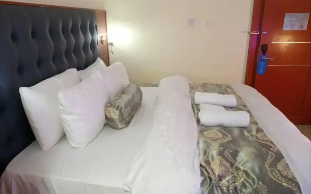 Continent Hotel - Akure