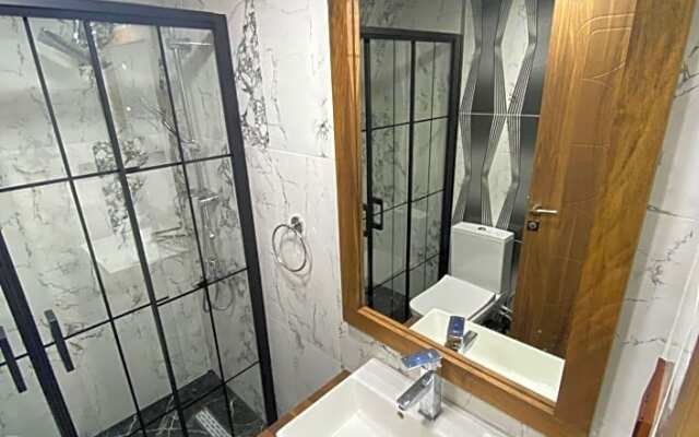 Alma Port Suites