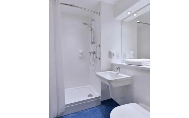 Travelodge Newbury Chieveley M4