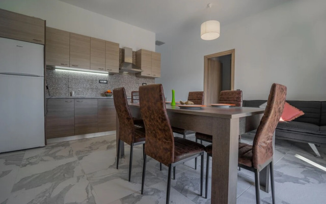 Katsaros Deluxe Apartments