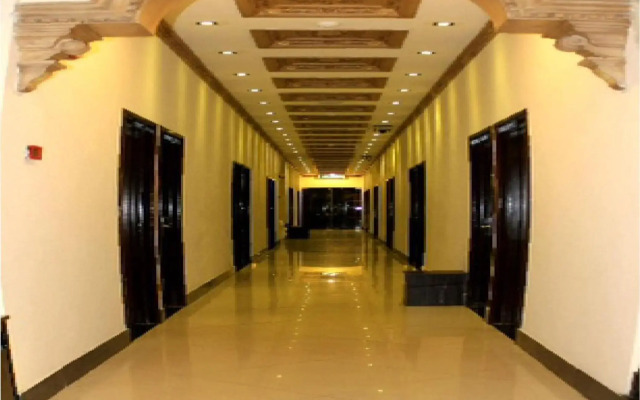 Golden Palace Hotel