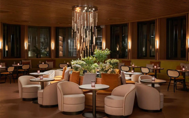 Отель The Julius Prague